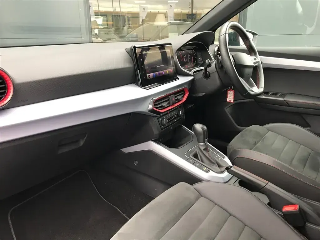 Used Seat Arona FR Sport 150 HP (110 kW) 2022 Blue SUV