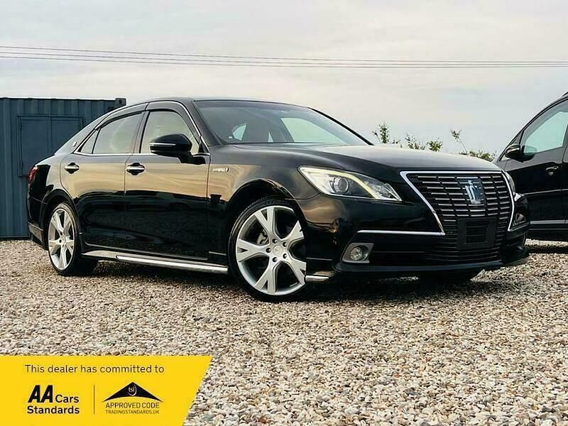Black Used 2013 Toyota Crown Sedan | £13,995 - Image 1/4