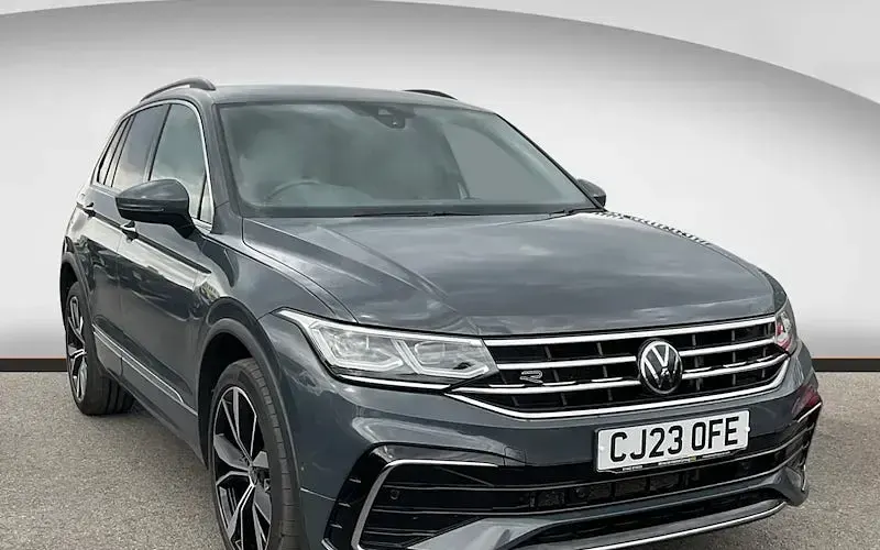 Used VW Tiguan R-line 245 HP (180 kW) 2023 SUV