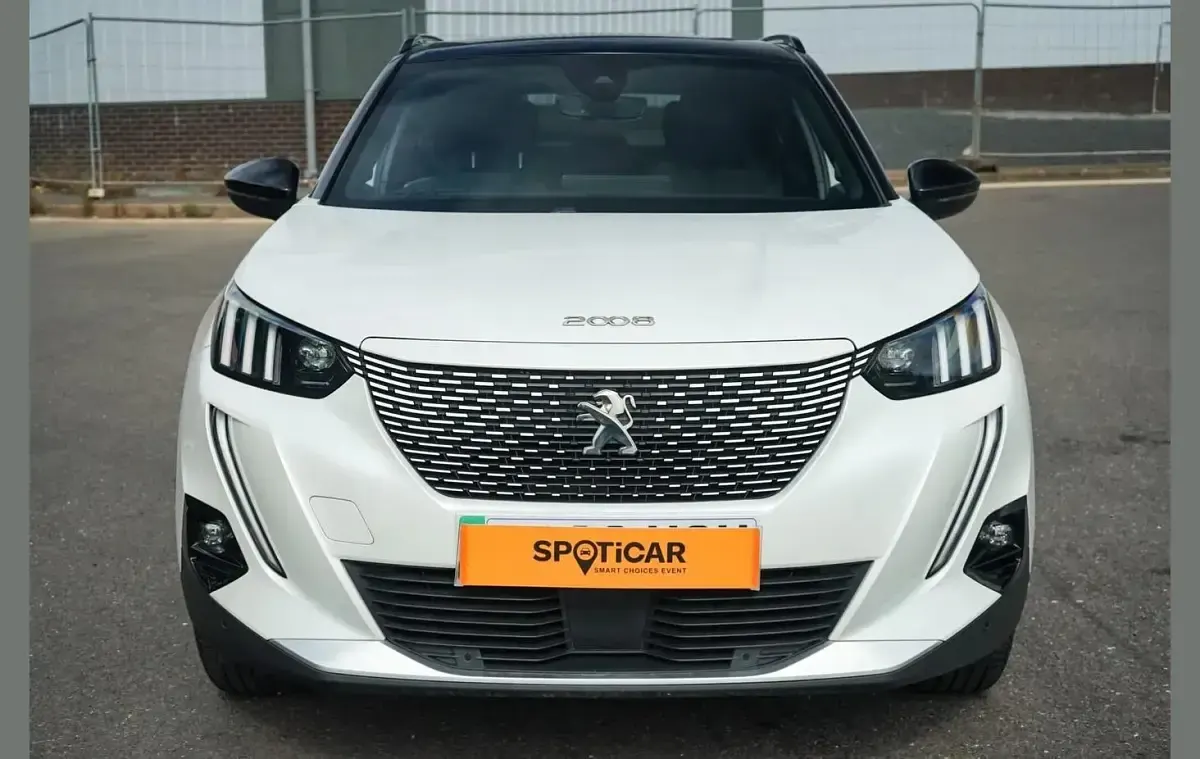 Used Peugeot e-2008 GT 100 kW (136 HP) 2022 White SUV