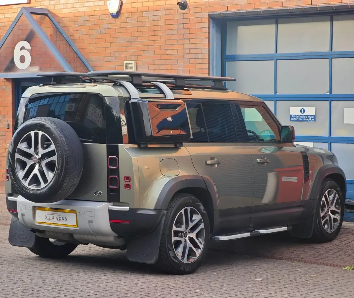 Used Land Rover Defender HSE 2020 Green SUV