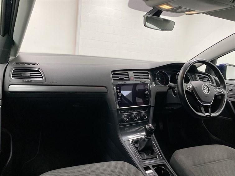 Begagnad VW Golf VII Edition 2020 Blå Kombi