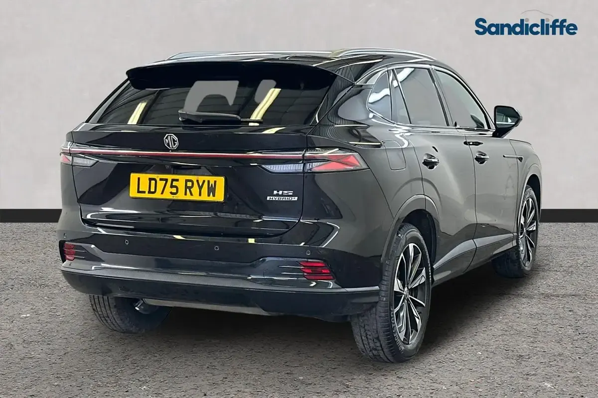 Używany MG HS Trophy 224 KM (164 kW) 2024 Czarny SUV