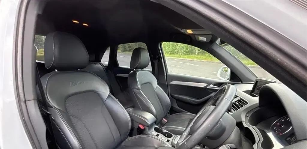 Second-hand Audi Q3 S-Line 150 CP (110 kW) 2018 Alb SUV