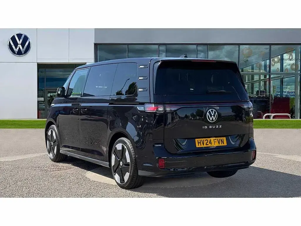 Used VW ID. Buzz Pro 150 kW (204 HP) 2024 Black MPV