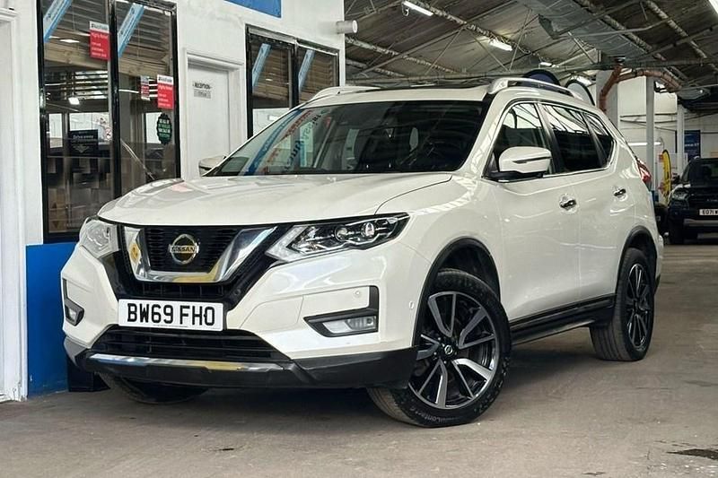 White Used 2020 Nissan X-Trail Tekna SUV | £15,995 (A bit pricey) - Image 1/1