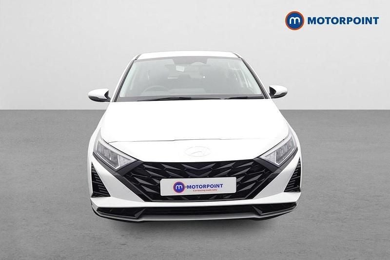 Used Hyundai i20 Advanced 2024 White Hatchback