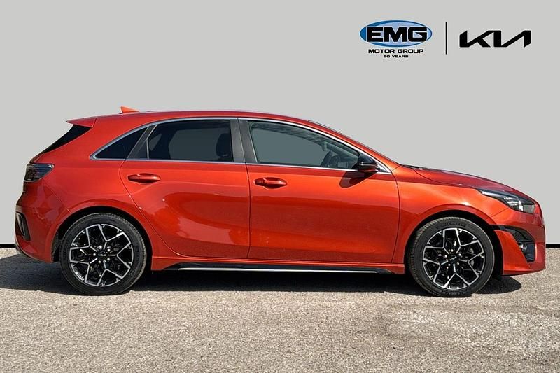 Used Kia Ceed GT GT-Line 158 HP (116 kW) 2023 Orange Hatchback