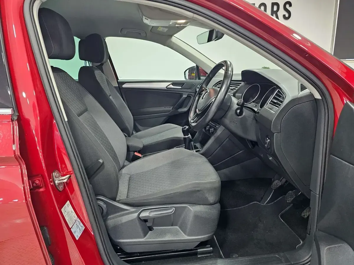Usado VW Tiguan Match 150 CV (110 kW) 2019 Rojo SUV