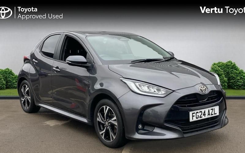 Used Toyota Yaris Hybrid Design 116 HP (85 kW) 2026 Hatchback