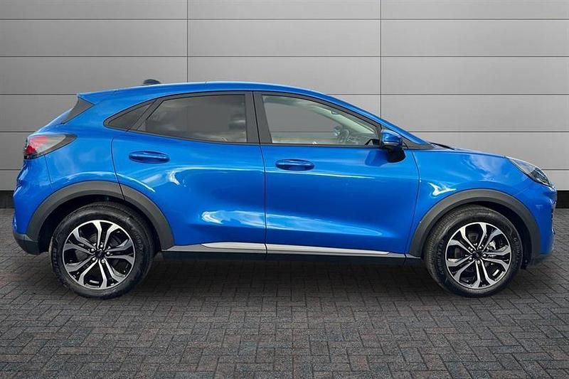 Usado Ford Puma Titanium 125 HP (91 kW) 2024 Azul SUV