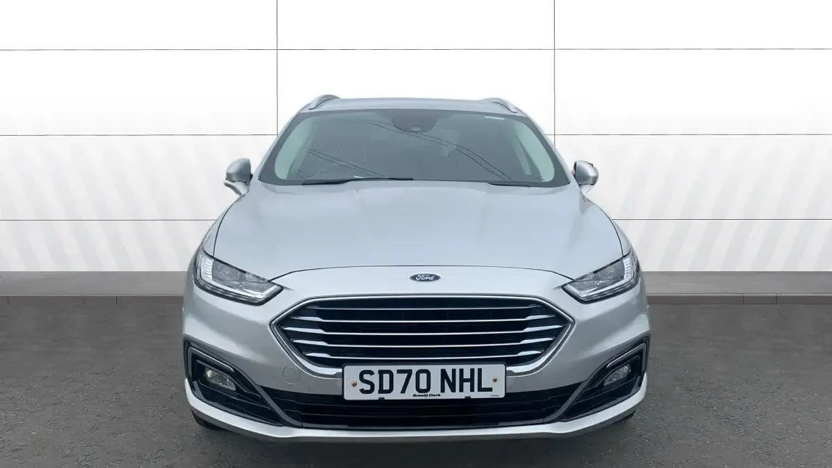 Used Ford Mondeo Titanium 188 HP (138 kW) 2020 Silver Estate