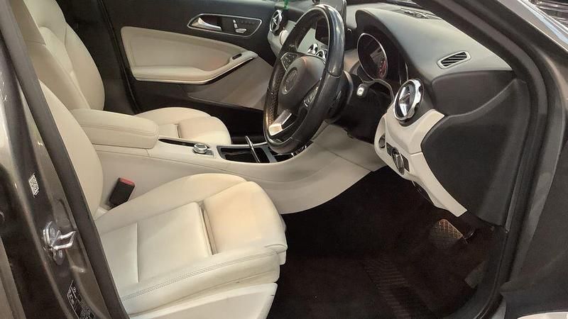 Used Mercedes GLA200 Premium Plus 2018 Grey SUV