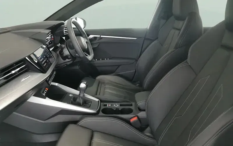 Usado Audi A3 Sportback S-Line 150 HP (110 kW) 2024 Citadino