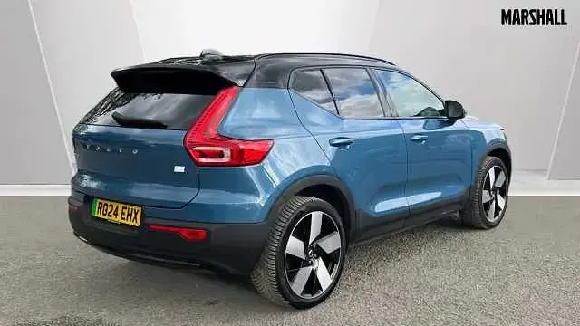 Usado Volvo XC40 Ultimate 175 kW (238 CV) 2024 Azul SUV