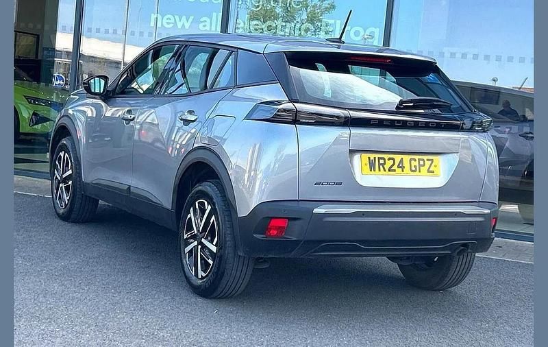 Used Peugeot 2008 Active 100 HP (73 kW) 2024 Grey SUV