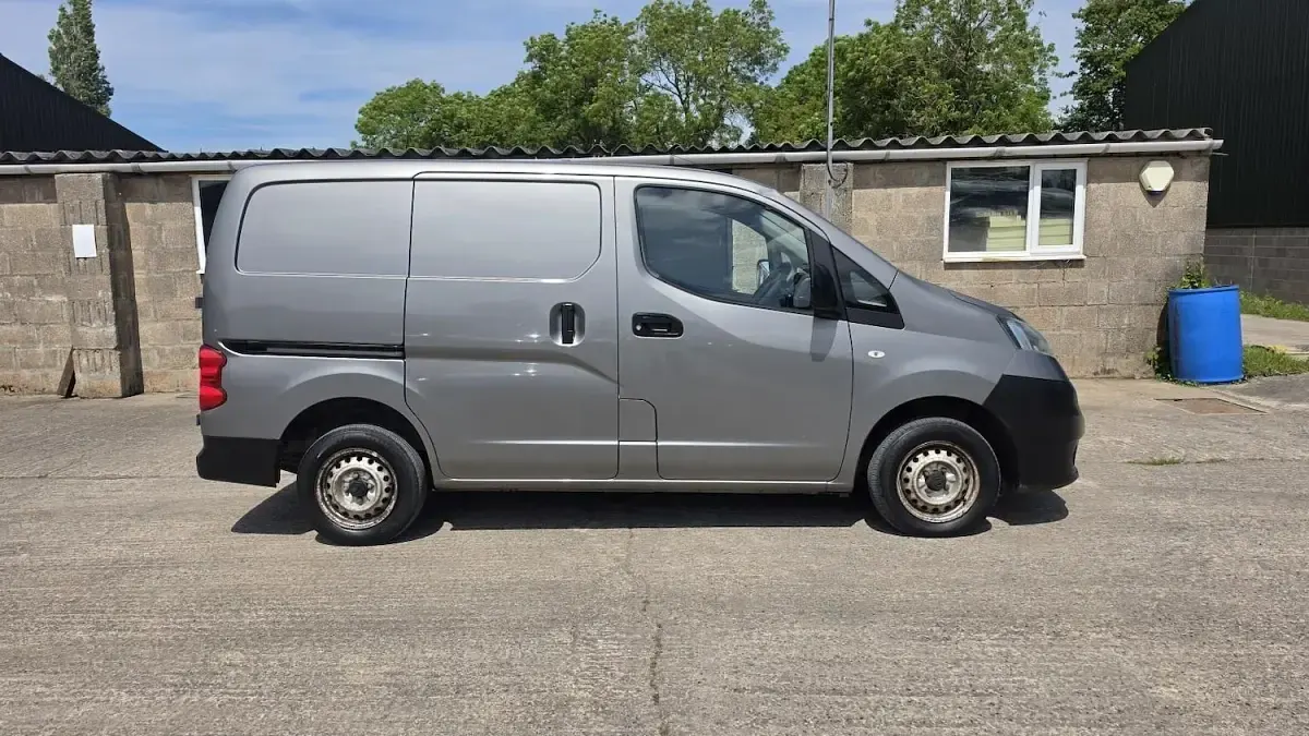 Used Nissan NV200 SE 2013 Grey MPV