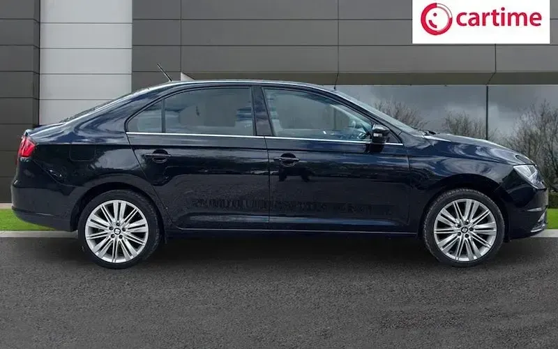 Used Seat Toledo XCELLENCE 110 HP (80 kW) 2018 Black Hatchback