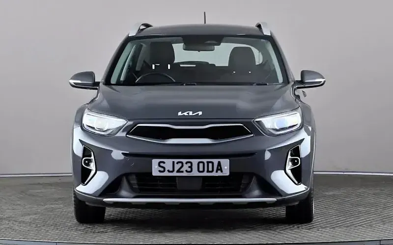 Używany Kia Stonic 101 KM (74 kW) 2023 Szary SUV