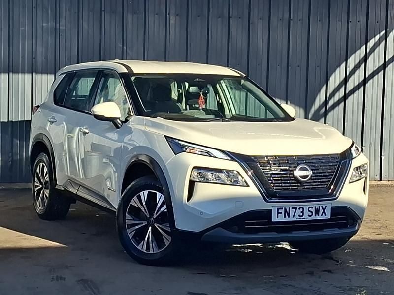 Used Nissan X-Trail Acenta 213 HP (156 kW) 2024 White SUV