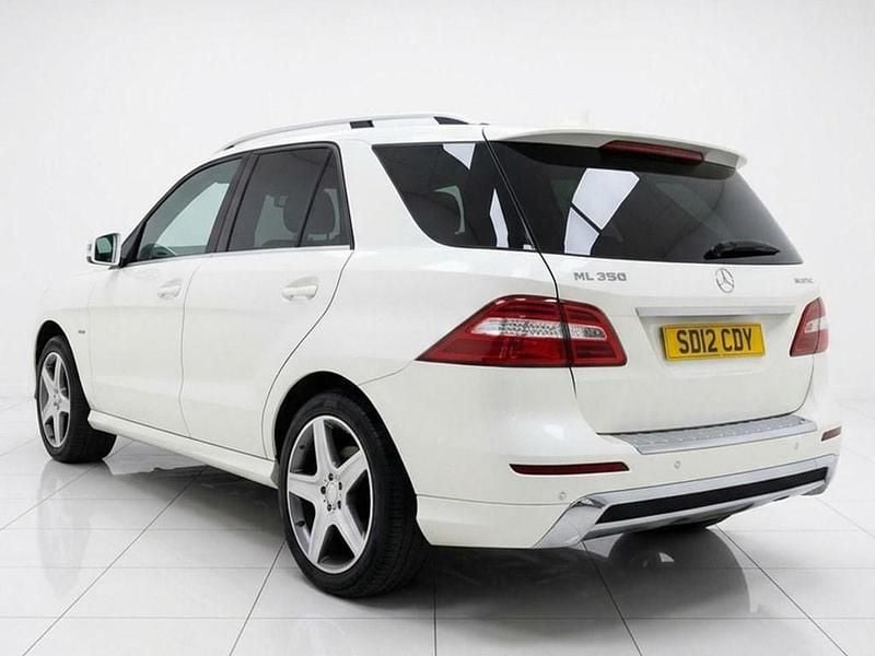 Usado Mercedes ML350 258 HP (189 kW) 2012 Branco SUV