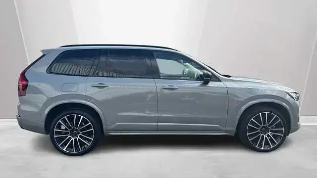 Usado Volvo XC90 Ultra 247 HP (181 kW) 2025 SUV