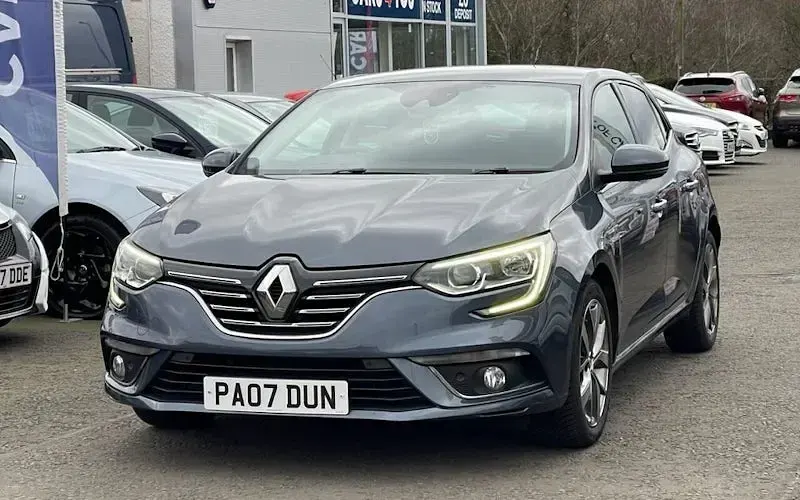 Used Renault Mégane Dynamique 110 HP (80 kW) 2018 Grey Hatchback