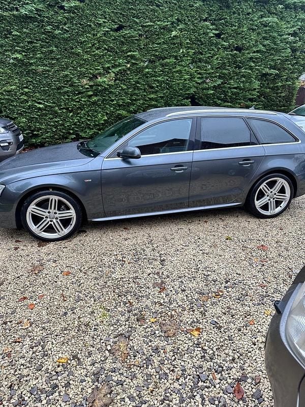 Used Audi A4 S-Line 150 HP (110 kW) 2013 Grey Estate