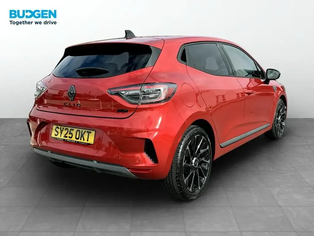 Używany Renault Clio V Esprit Alpine 143 KM (105 kW) 2025 Czerwony Hatchback