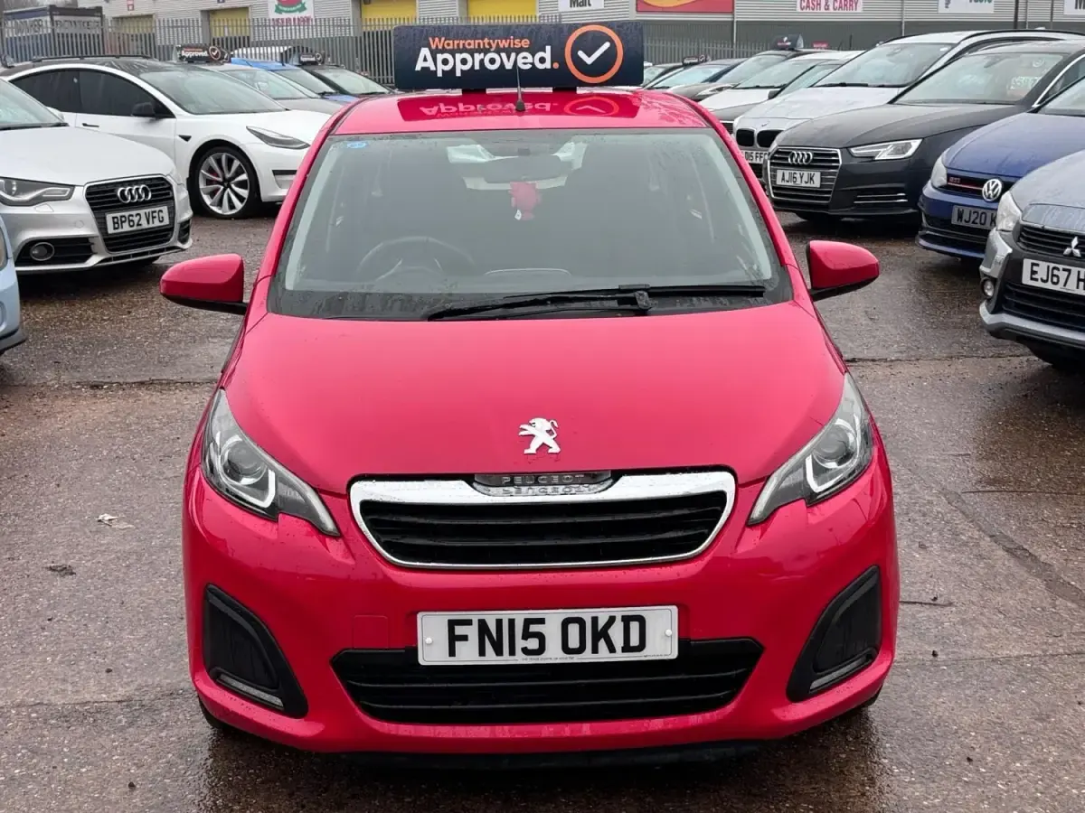 Begagnad Peugeot 108 Active 68 HK (50 kW) 2015 Röd Halvkombi