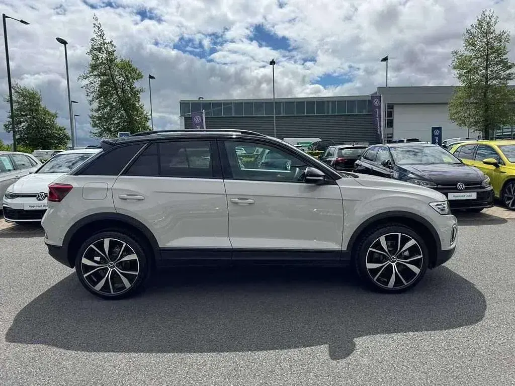 New VW T-Roc Design 115 HP (84 kW) 2026 Grey SUV
