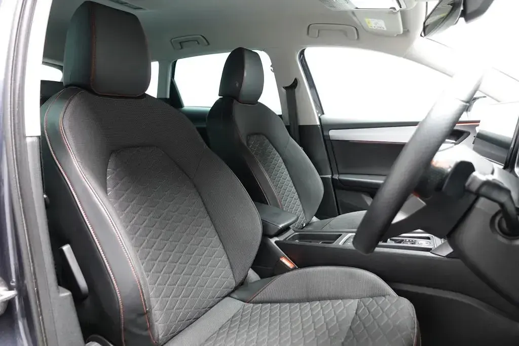 Used Seat Leon FR 150 HP (110 kW) 2020 Grey Estate