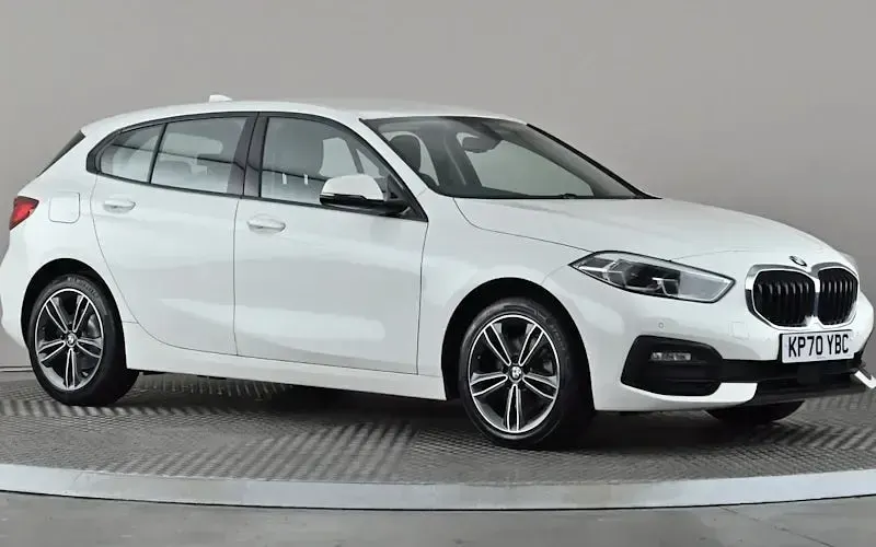 Used BMW 118 Sport Line 140 HP (102 kW) 2020 Hatchback