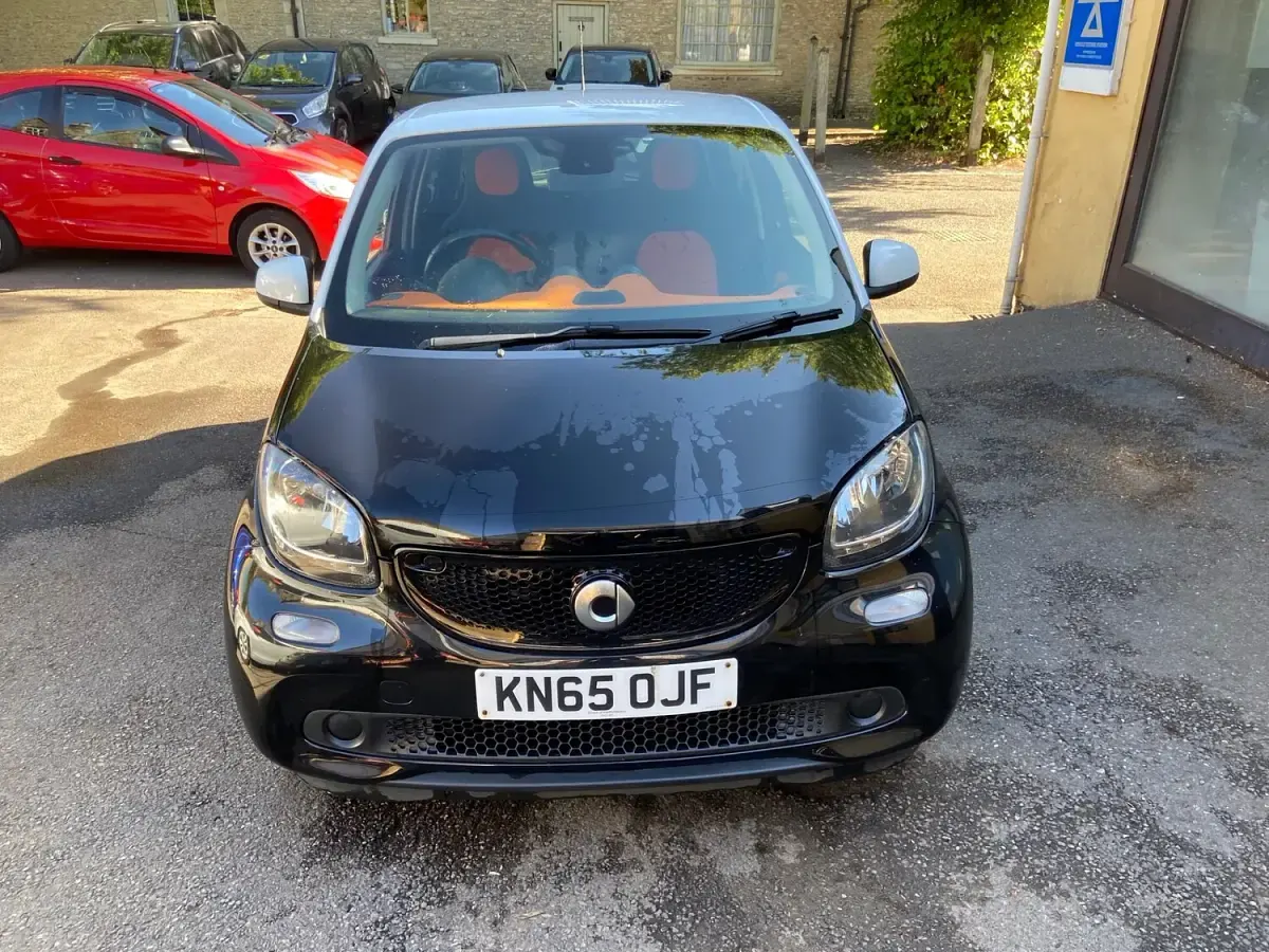 Used Smart ForFour Passion 71 HP (52 kW) 2015 Black Hatchback