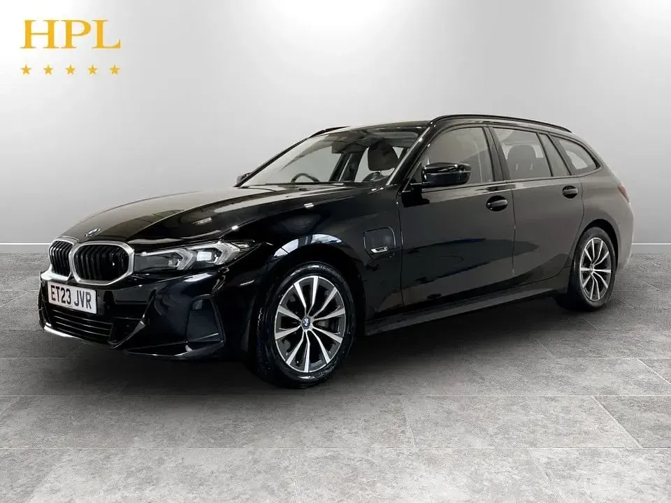 Used BMW 330e Sport Line 292 HP (214 kW) 2023 Black Estate