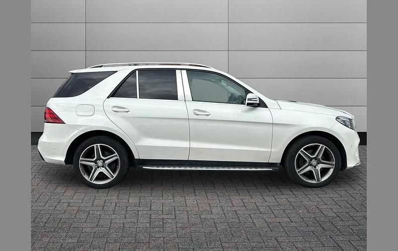 Used Mercedes GLE250 AMG Line Premium 200 HP (147 kW) 2016 White SUV