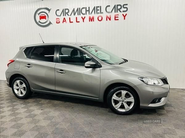 Grey Used 2015 Nissan Pulsar Acenta Hatchback | £3,990 (Good price) - Image 1/4