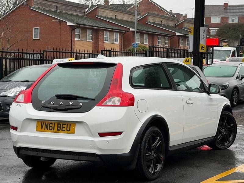 Used Volvo C30 SE 2011 White Hatchback