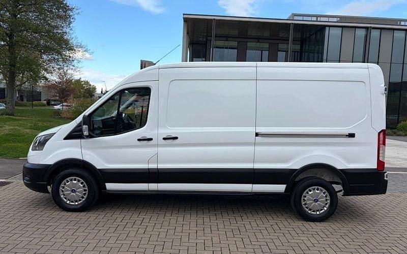 Begagnad Ford Transit 165 HK (121 kW) 2026 Van