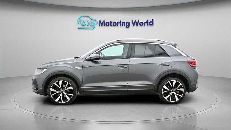 Used VW T-Roc R-line 190 HP (139 kW) 2022 Grey SUV