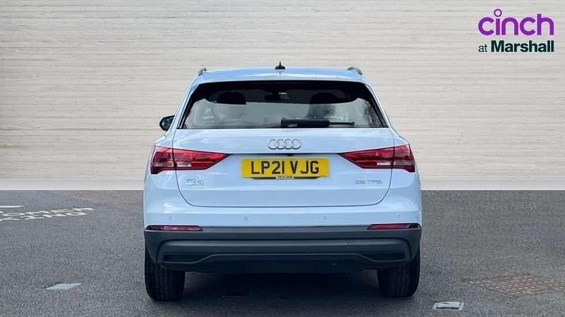 Used Audi Q3 Design 150 HP (110 kW) 2021 White SUV