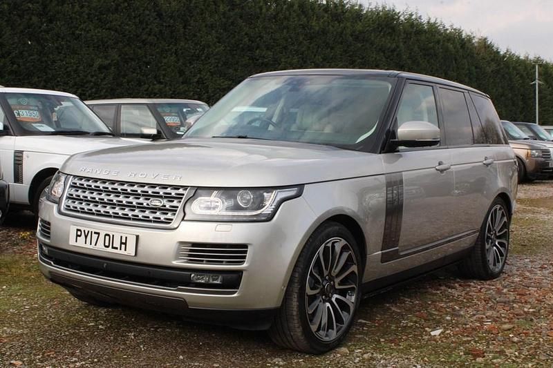 Used Land Rover Range Rover Autobiography 339 HP (249 kW) 2017 Gold SUV