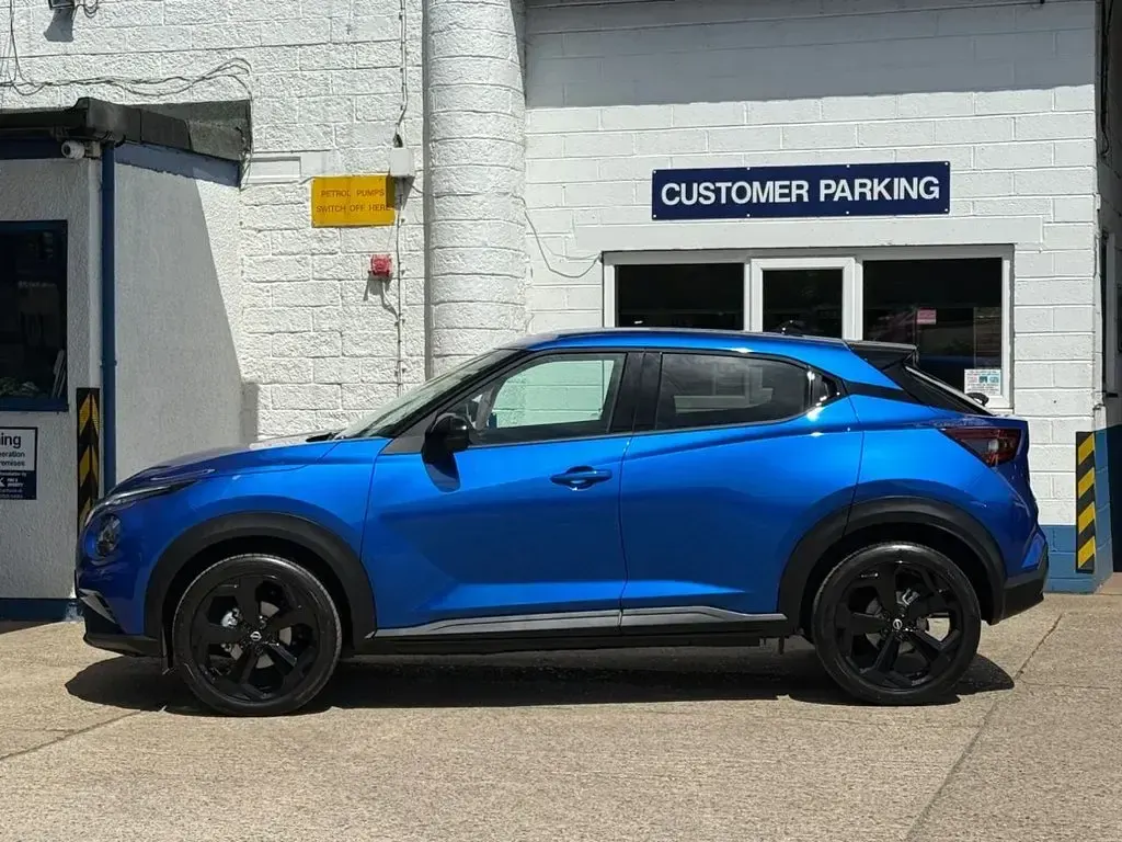 New Nissan Juke N-Connecta 114 HP (83 kW) 2026 Blue SUV