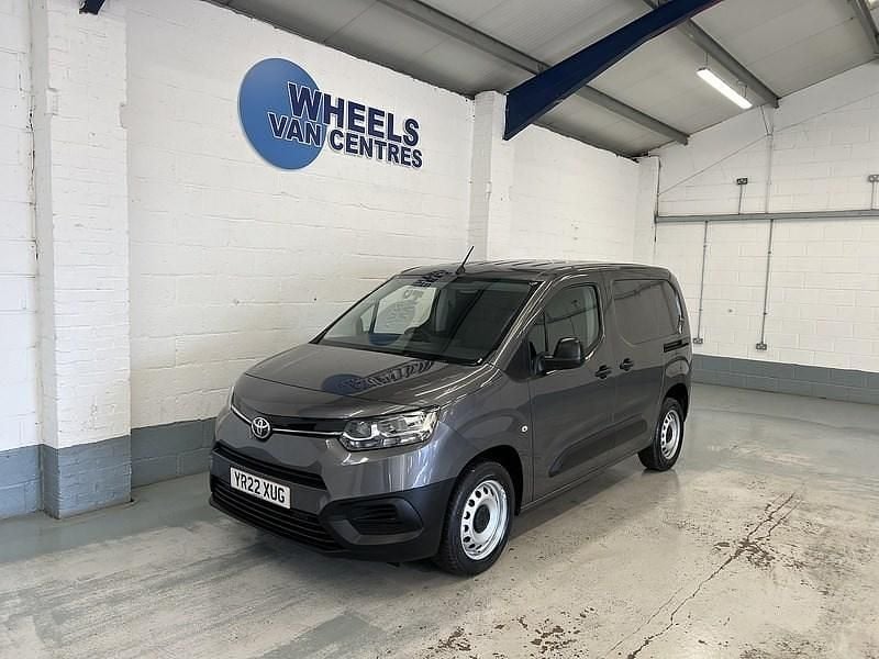 Used Toyota Proace Active 120 HP (88 kW) 2022 Grey MPV