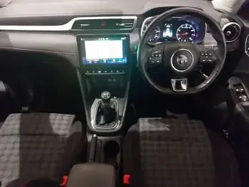 Used MG ZS Excite 106 HP (77 kW) 2023 Orange SUV