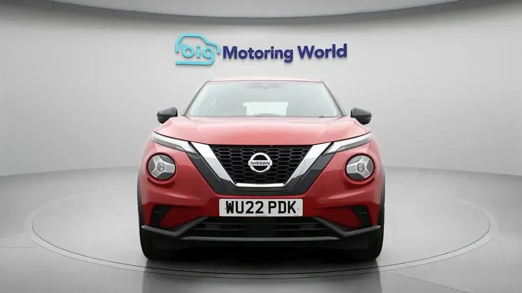 Used Nissan Juke Acenta 114 HP (83 kW) 2022 Red SUV