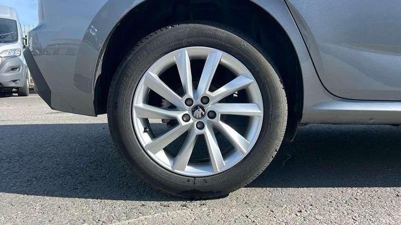 Used Skoda Kamiq SE 95 HP (69 kW) 2025 Grey SUV