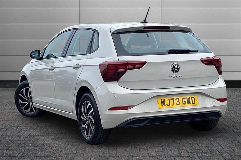 Used VW Polo Life 80 HP (58 kW) 2023 Grey Hatchback