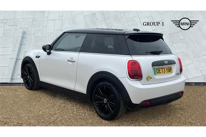 Used Mini Cooper S Level 3 135 kW (184 HP) 2023 White Hatchback
