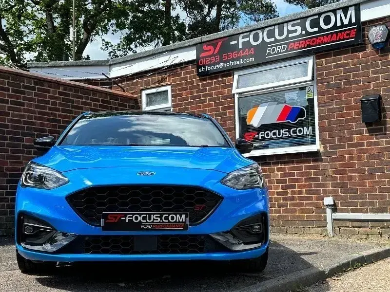 Used Ford Focus ST 280 HP (205 kW) 2021 Blue Hatchback